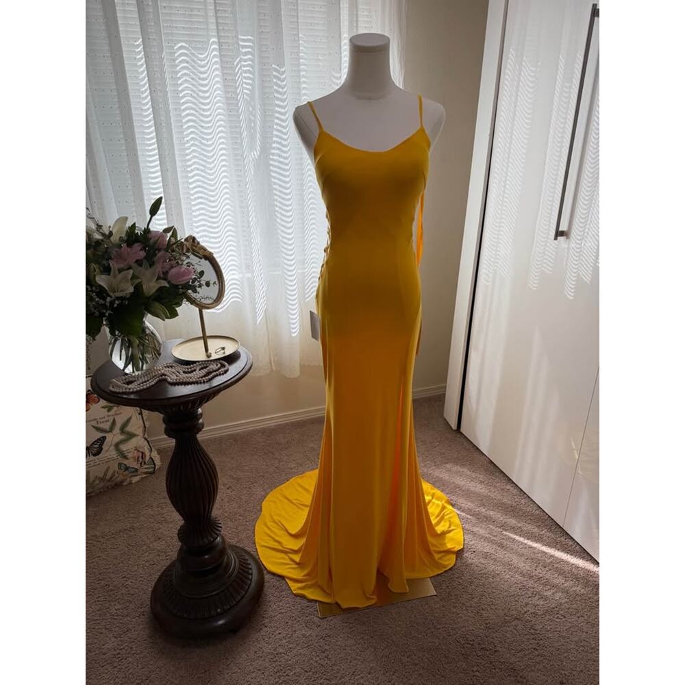 Bright Yellow Prom Dress Size 2 – Lace-Up Sides, Train ✨ NWT